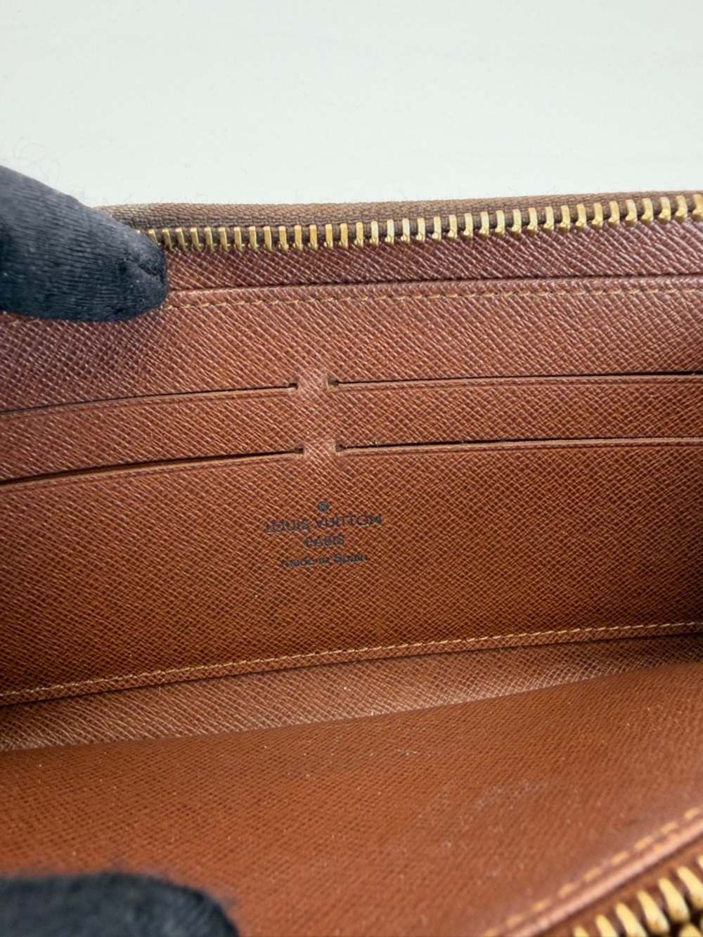 Louis Vuitton Monogram Canvas Full Zip Wallet - Picture 13 of 15